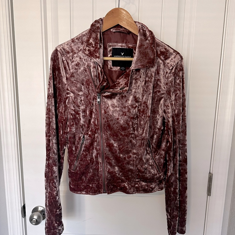 Mauve- colored, velvet texture jacket